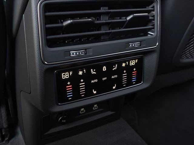 New 2026 Audi Q7 3.0T Premium Plus AWD/4WD image 18