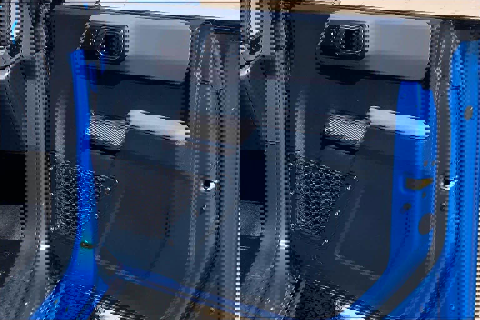 Used 2023 Ford Bronco Black Diamond image 22