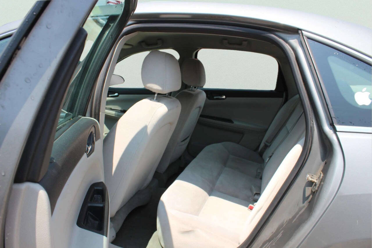 Used 2007 Chevrolet Impala LS FWD image 8