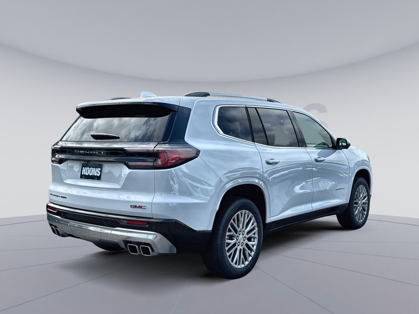 New 2026 GMC Acadia Denali w/ LPO, Floor Liner Package image 7