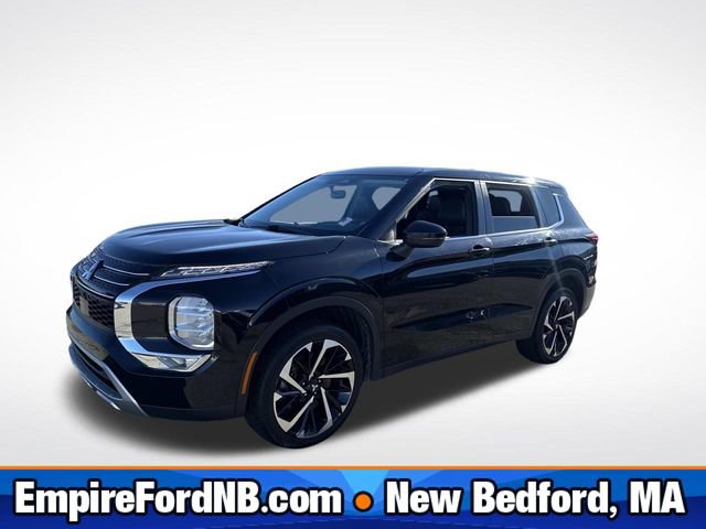 Used 2023 Mitsubishi Outlander SE