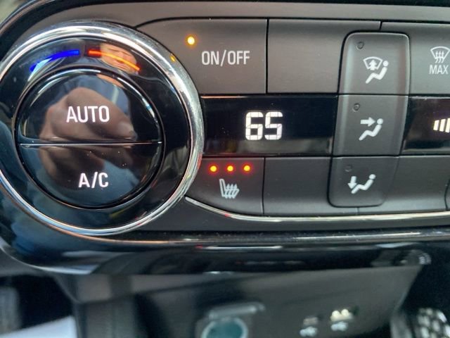 Used 2025 Chevrolet TrailBlazer ACTIV w/ Convenience Package image 14