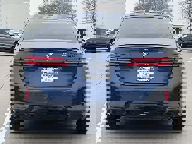 Used 2024 BMW 530i 530i w/ M Sport Package image 5