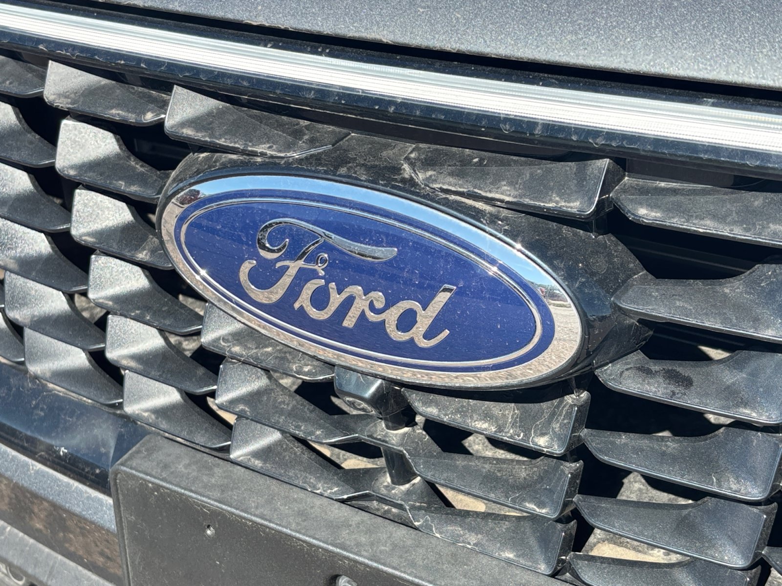 New 2025 Ford Escape SE w/ PHEV Premium Package FWD image 22