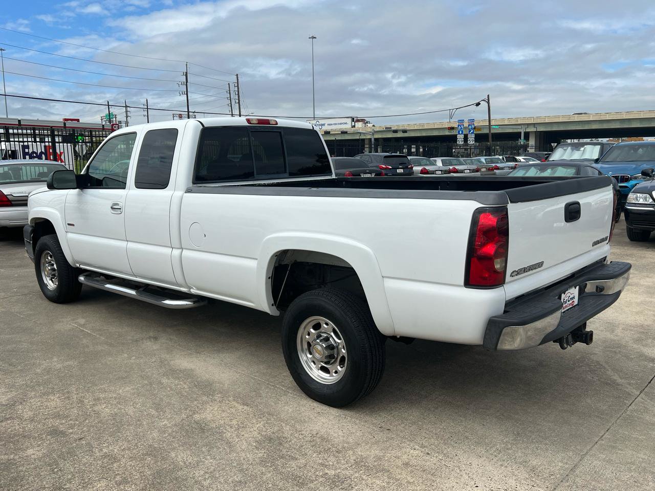 Used 2005 Chevrolet Silverado 2500 LS w/ Heavy-Duty Power Package RWD image 4