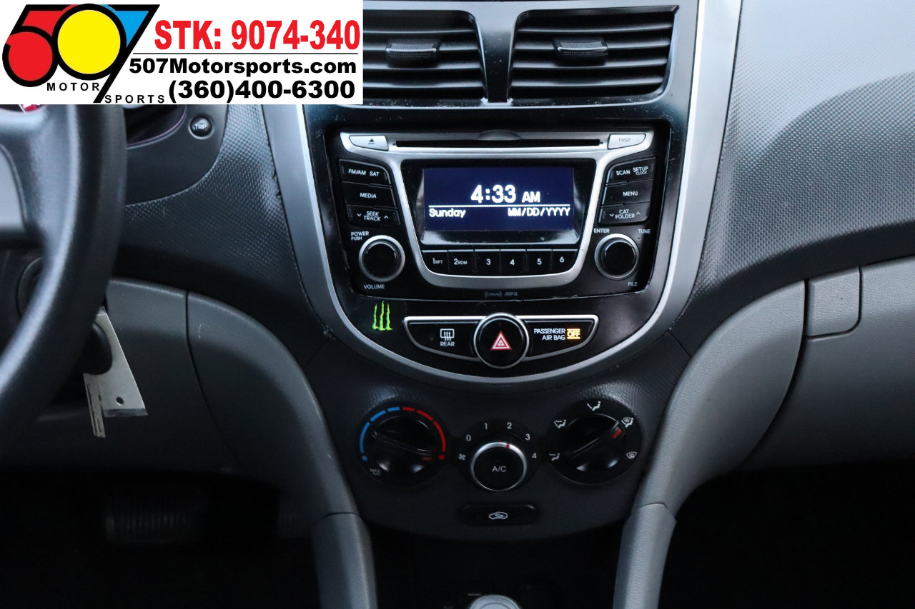 Used 2016 Hyundai Accent SE image 19