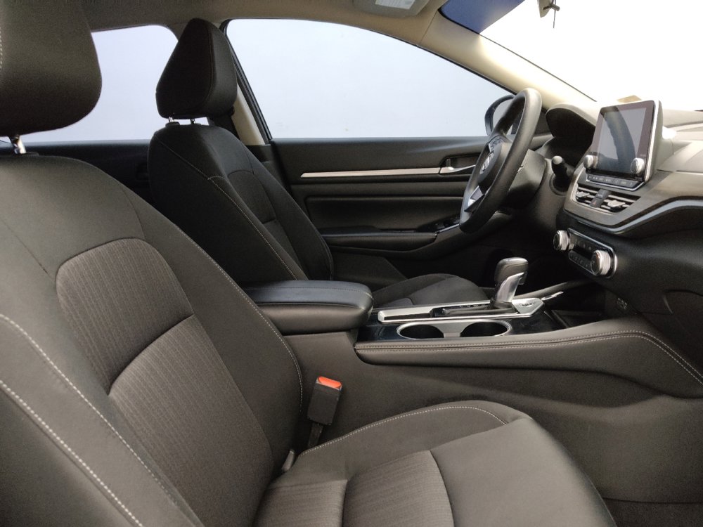 Used 2023 Nissan Altima 2.5 SV image 21