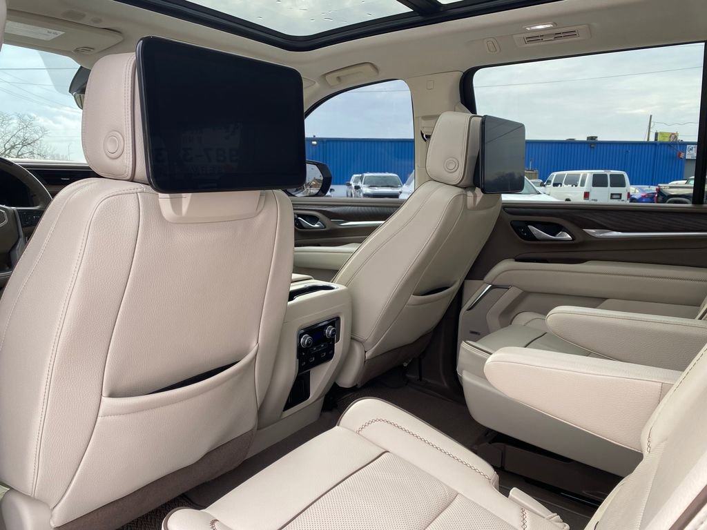Used 2024 GMC Yukon XL Denali image 18