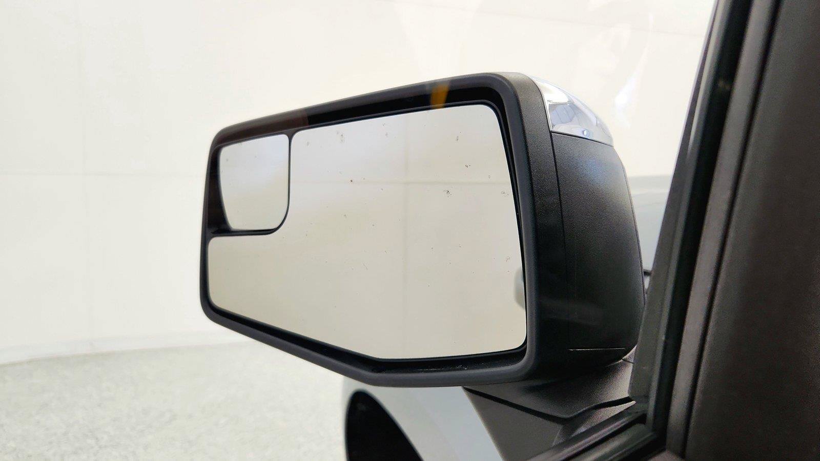 Used 2024 Chevrolet Silverado 1500 LT AWD/4WD image 14