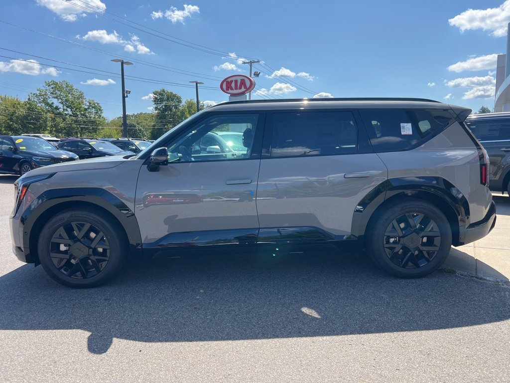 New 2026 Kia EV9 Land image 2