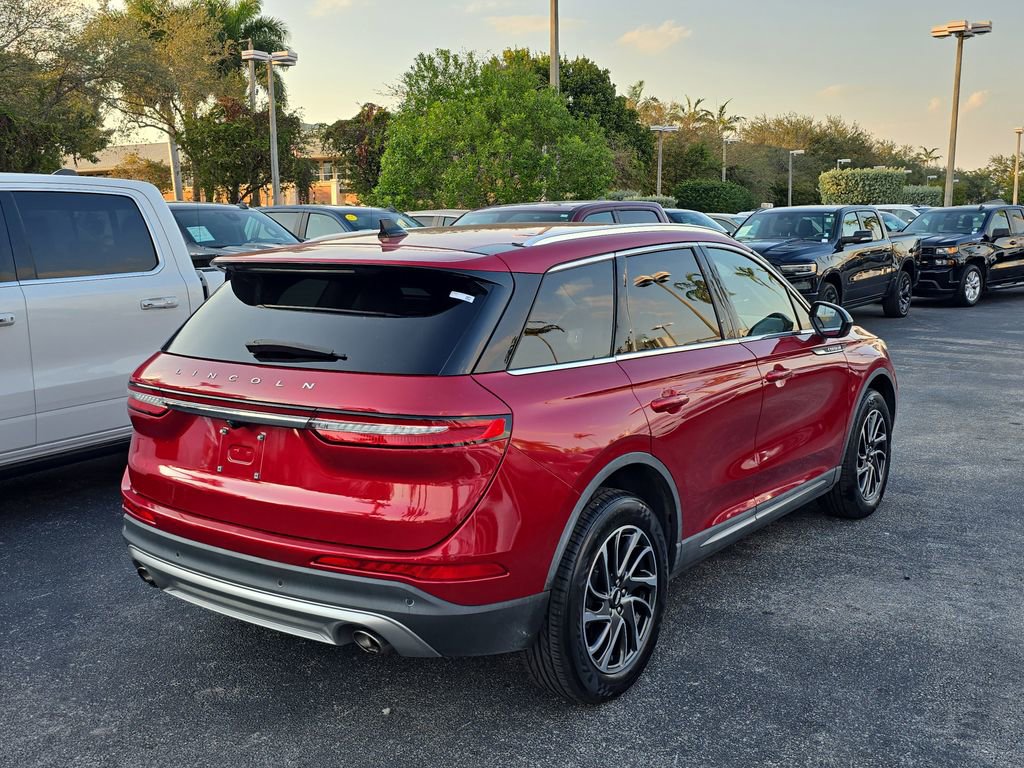 Used 2021 Lincoln Corsair FWD image 3