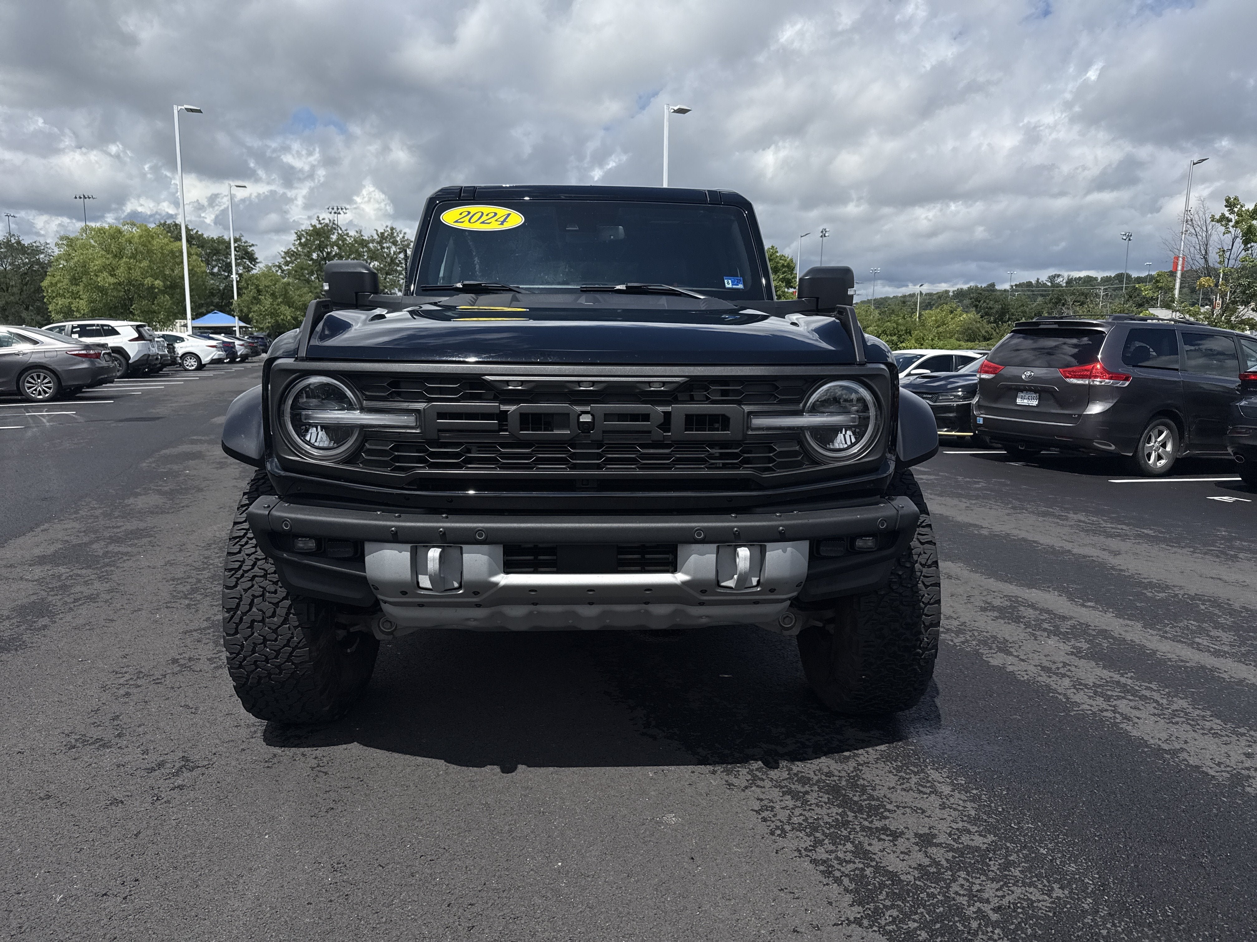 Used 2024 Ford Bronco Raptor AWD/4WD image 3