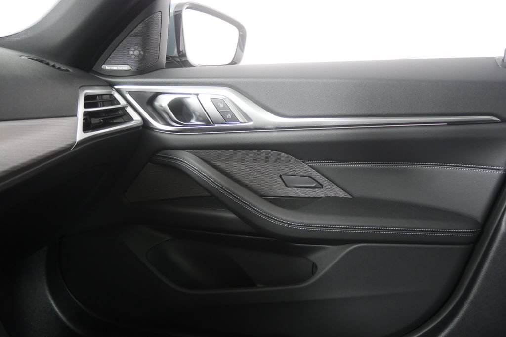 Certified 2025 BMW 430i w/ Premium Package RWD image 25