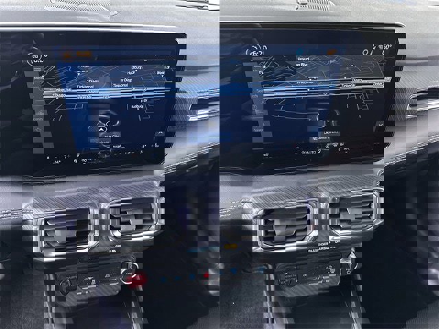 Used 2025 Ford Mustang GT Premium image 14