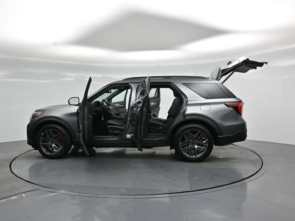 New 2026 Ford Explorer ST-Line w/ ST-Line Street Pack AWD/4WD image 37