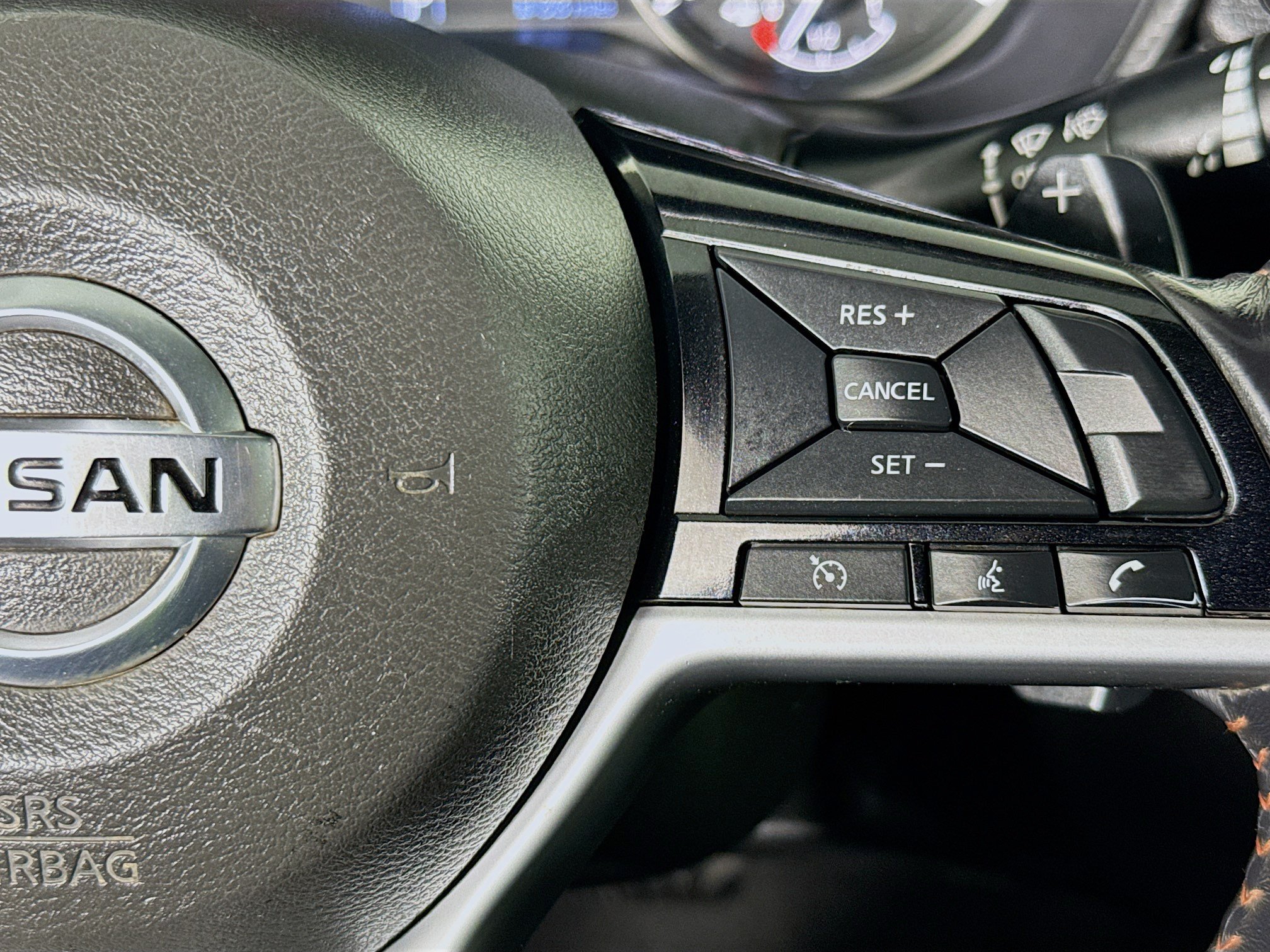 Used 2020 Nissan Altima 2.5 SR FWD image 14