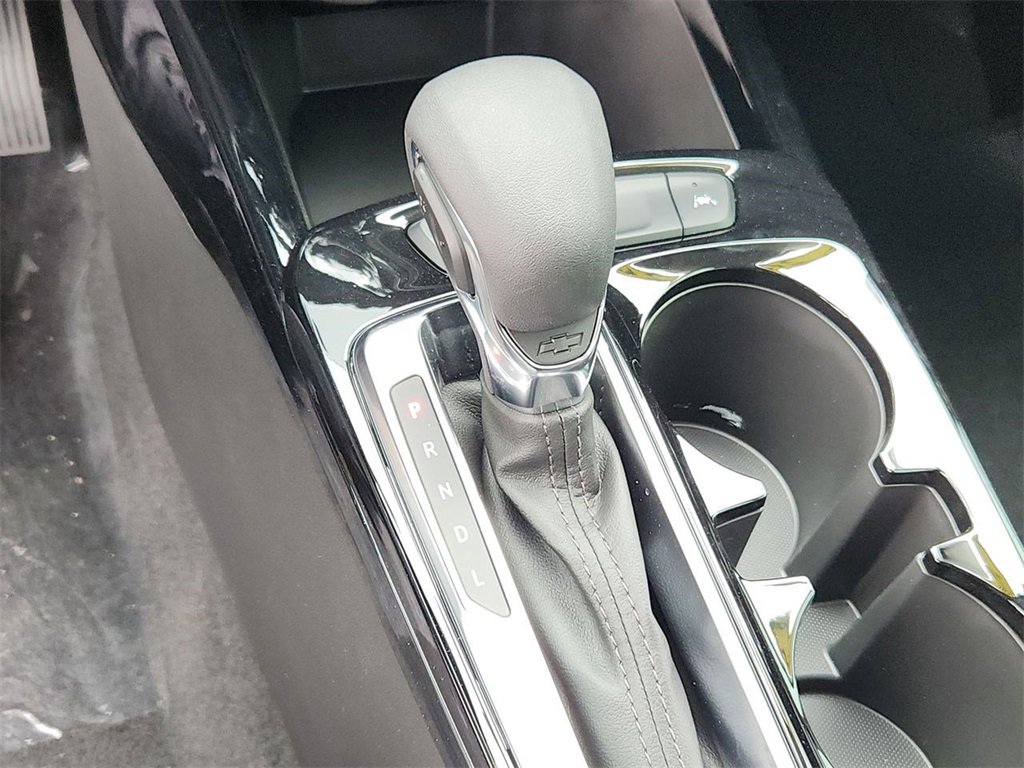 New 2025 Chevrolet Trax LT w/ Driver Confidence Package image 15