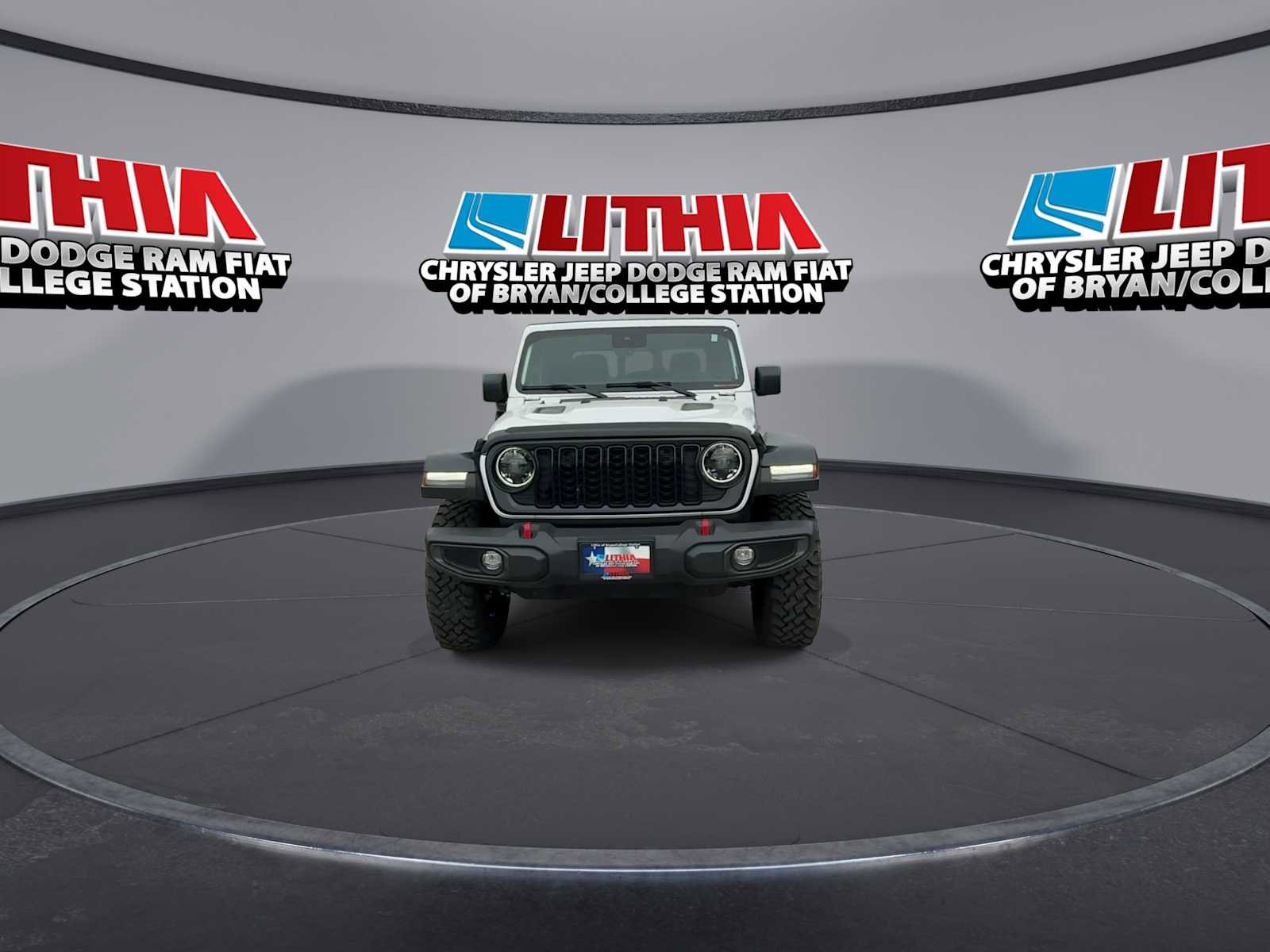 Used 2024 Jeep Gladiator Rubicon AWD/4WD image 3