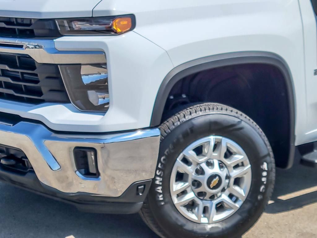 Certified 2025 Chevrolet Silverado 2500 LT w/ Convenience Package AWD/4WD image 5