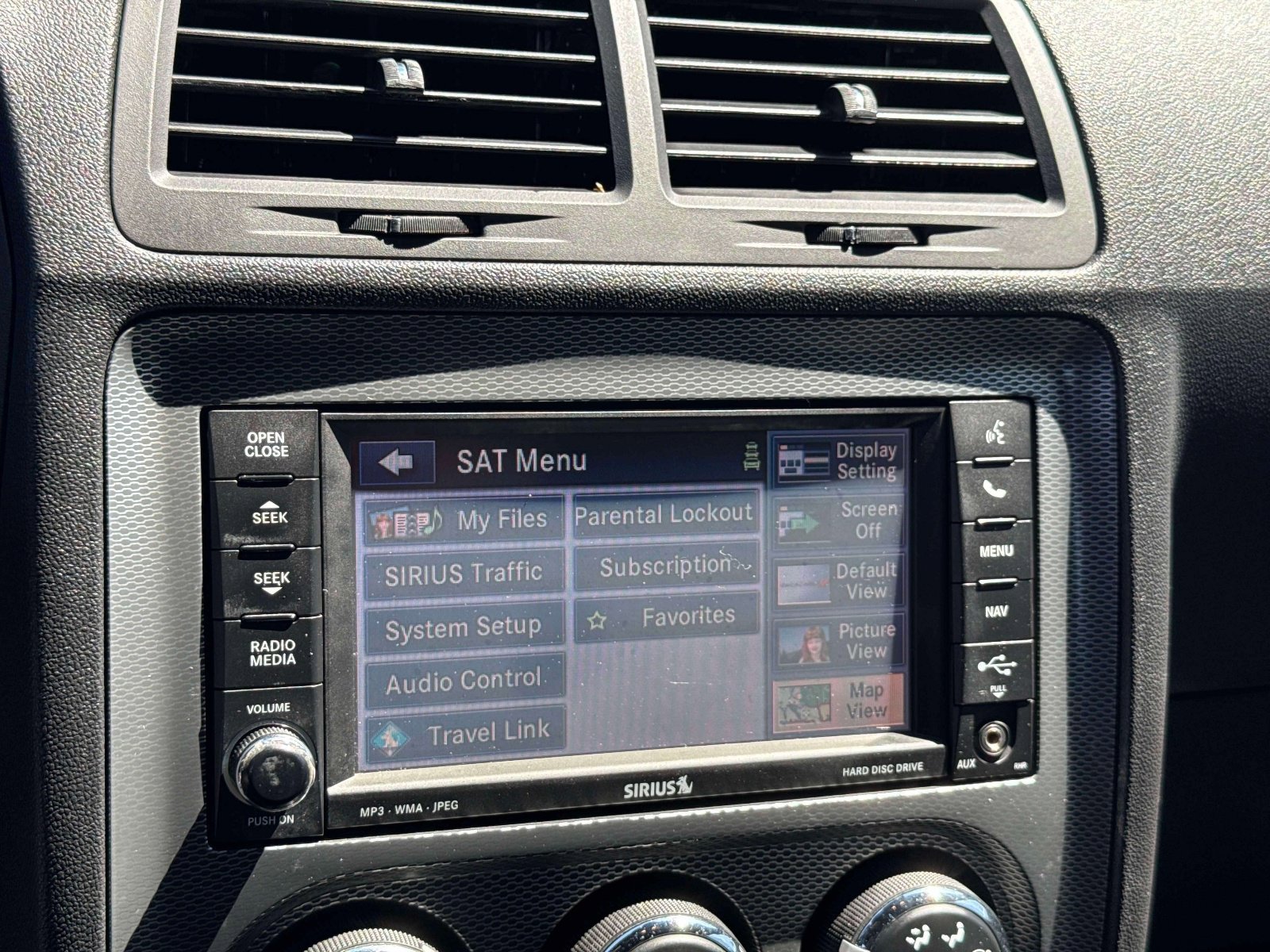 Used 2014 Dodge Challenger R/T RWD image 11