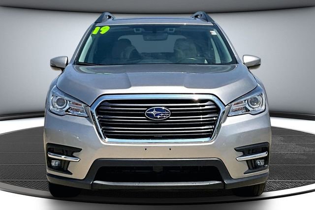 Used 2019 Subaru Ascent Limited AWD/4WD image 2