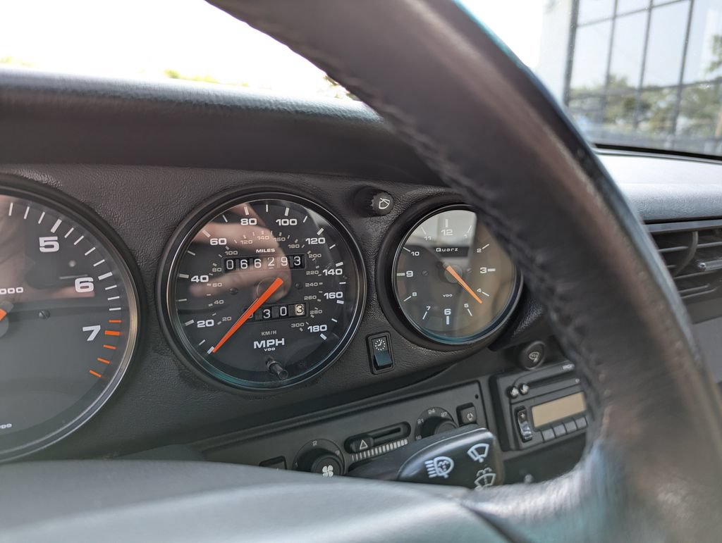 Used 1997 Porsche 911 Carrera RWD image 19