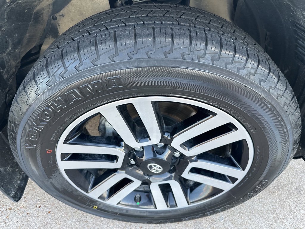 Used 2023 Toyota 4Runner Limited image 21