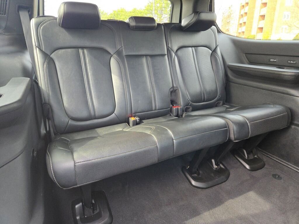 Used 2024 Jeep Wagoneer Series III image 12