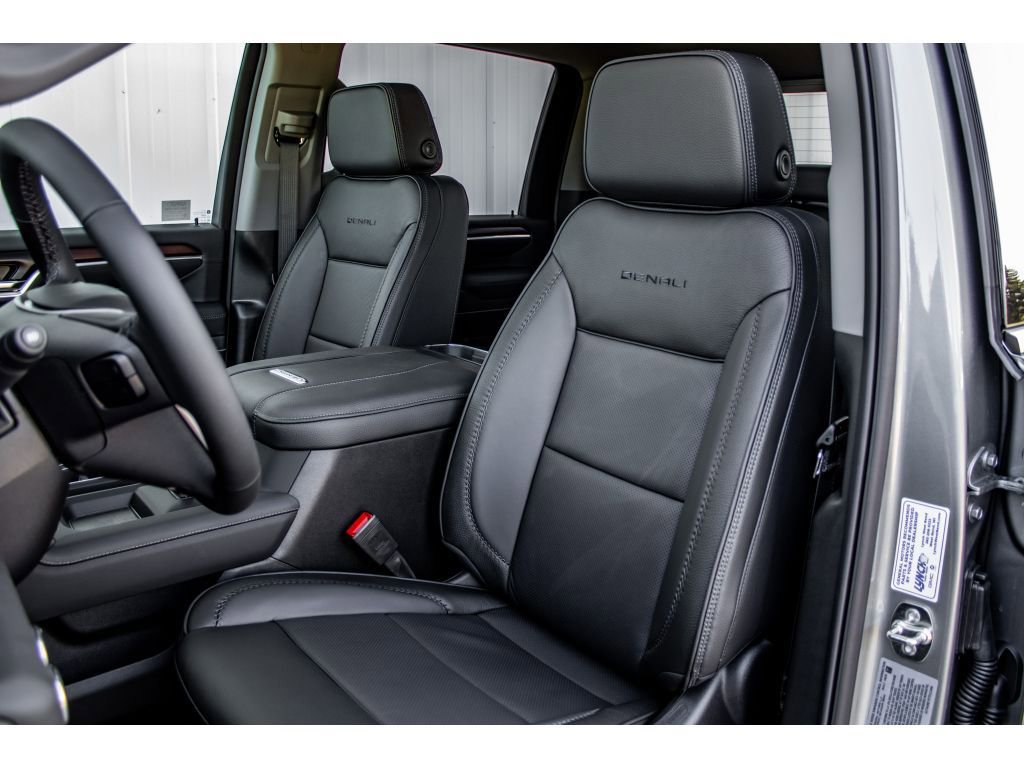 New 2026 GMC Sierra 2500 Denali w/ Denali Reserve Package image 21