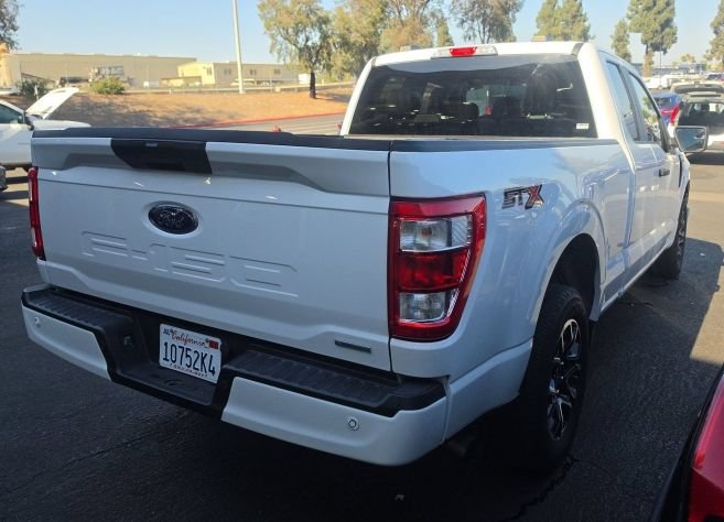 Used 2022 Ford F150 XL w/ STX Appearance Package RWD image 2