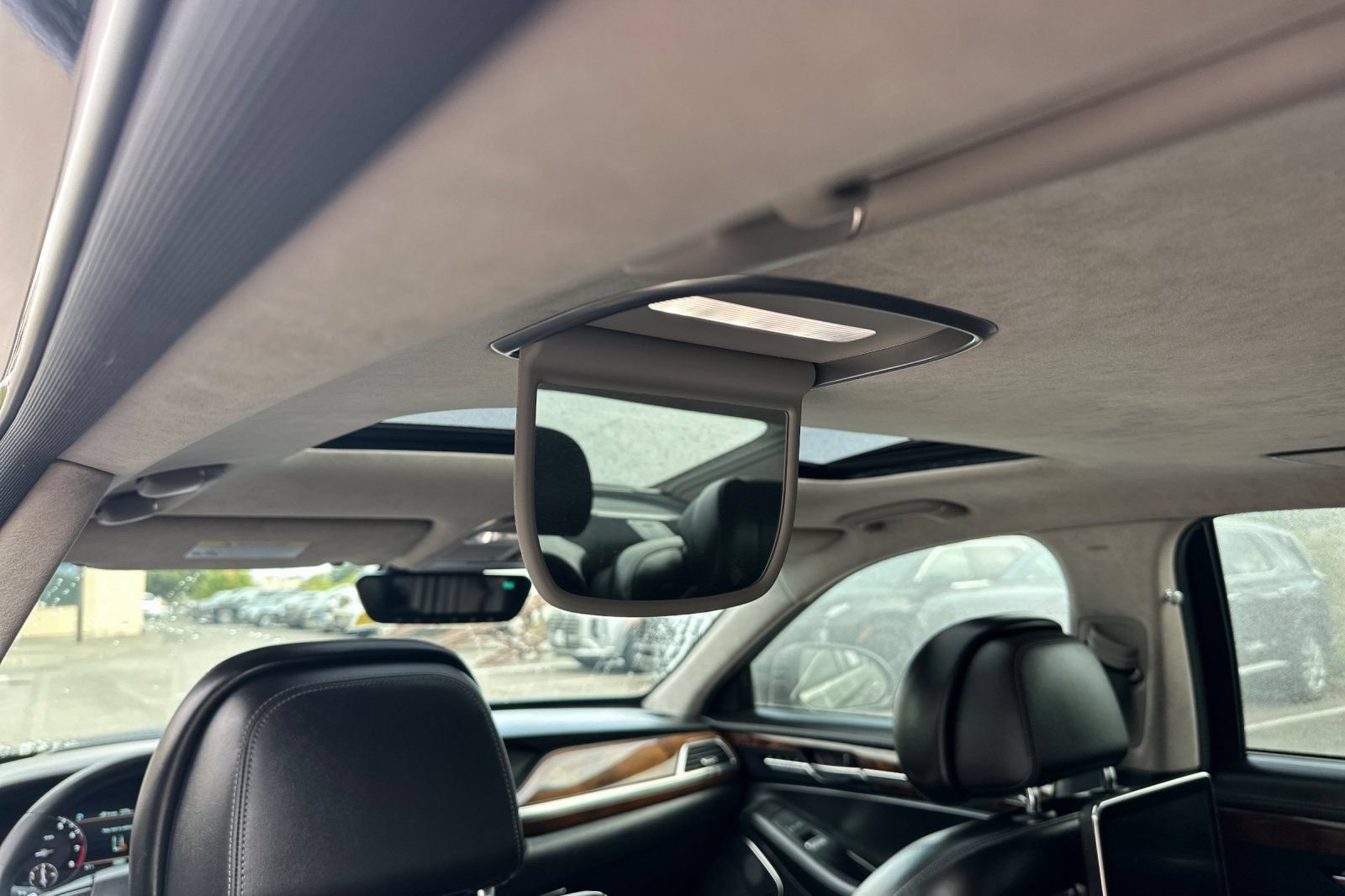Used 2018 Genesis G90 5.0 Ultimate RWD image 35