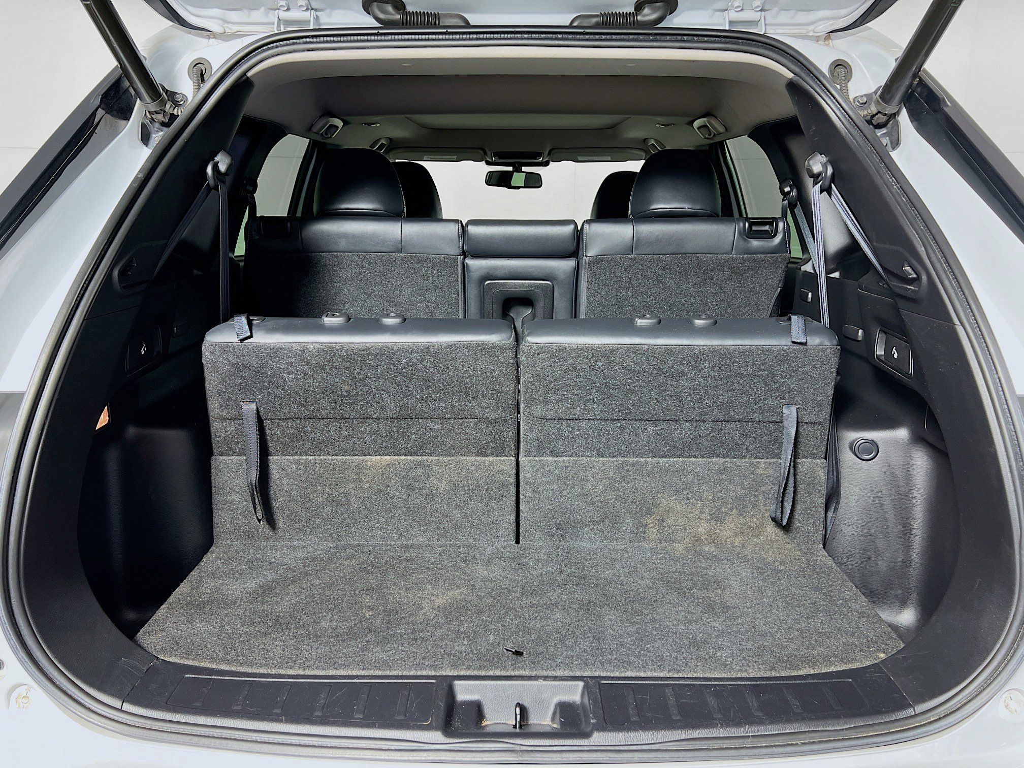 Used 2022 Mitsubishi Outlander SE image 23