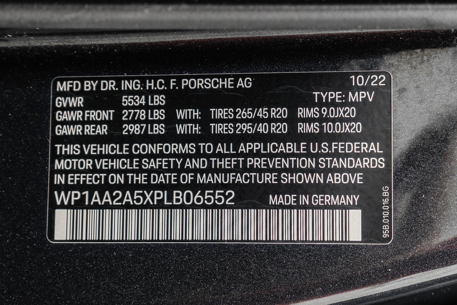 Used 2023 Porsche Macan image 20