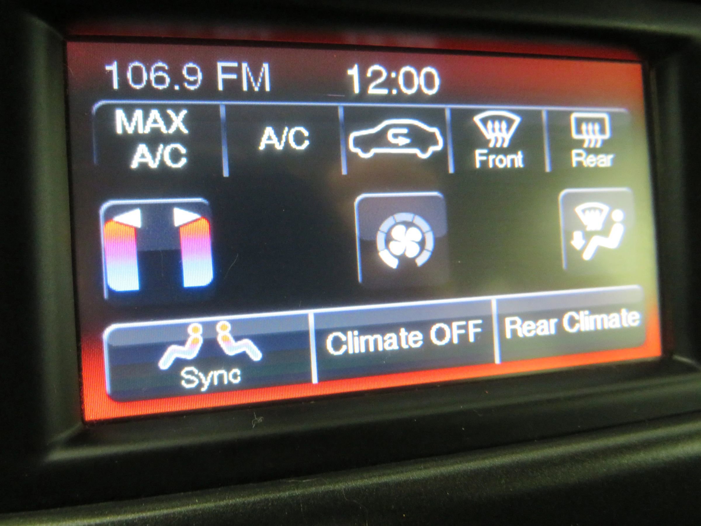 Used 2019 Dodge Journey SE w/ Blacktop Package FWD image 19
