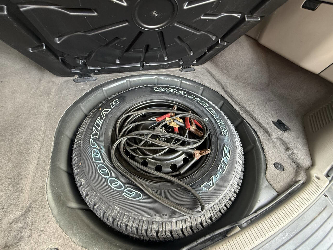 Used 2004 Jeep Grand Cherokee Laredo w/ Convenience Group image 25