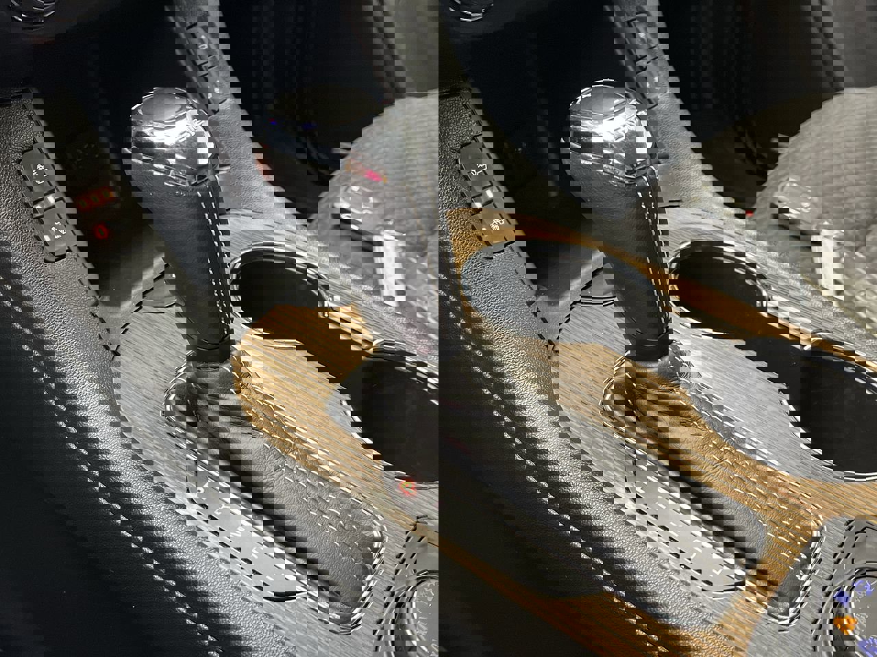 Used 2019 GMC Acadia SLE w/ Driver Alert Package I image 24