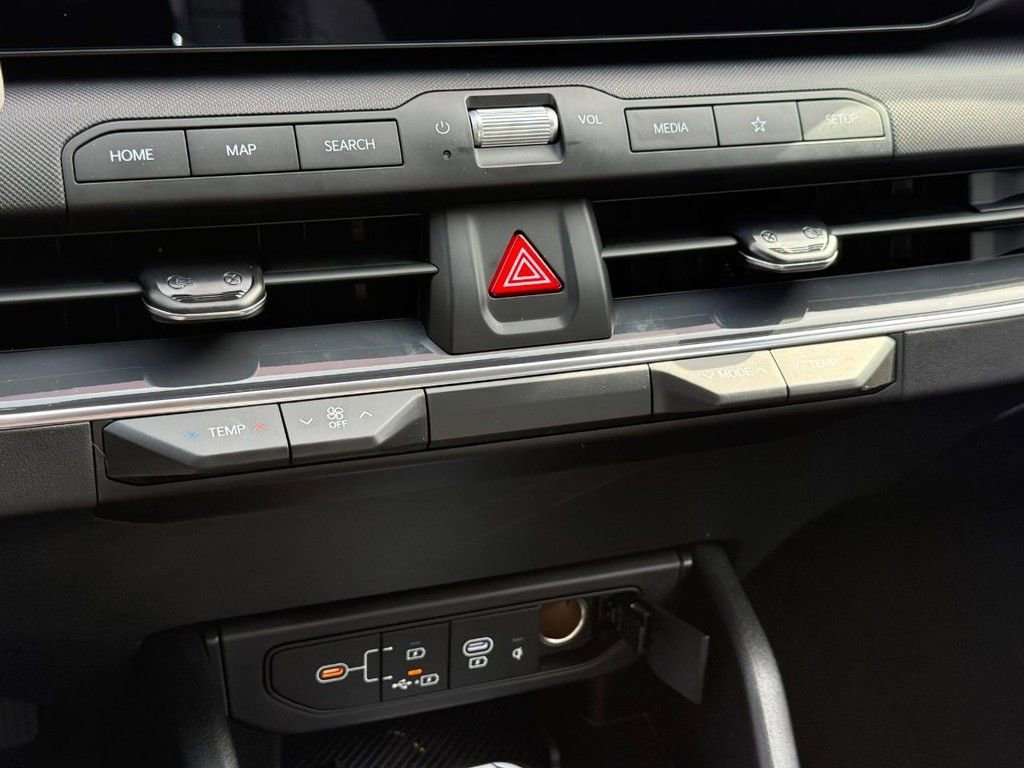 New 2025 Kia K4 GT-Line Turbo FWD image 14