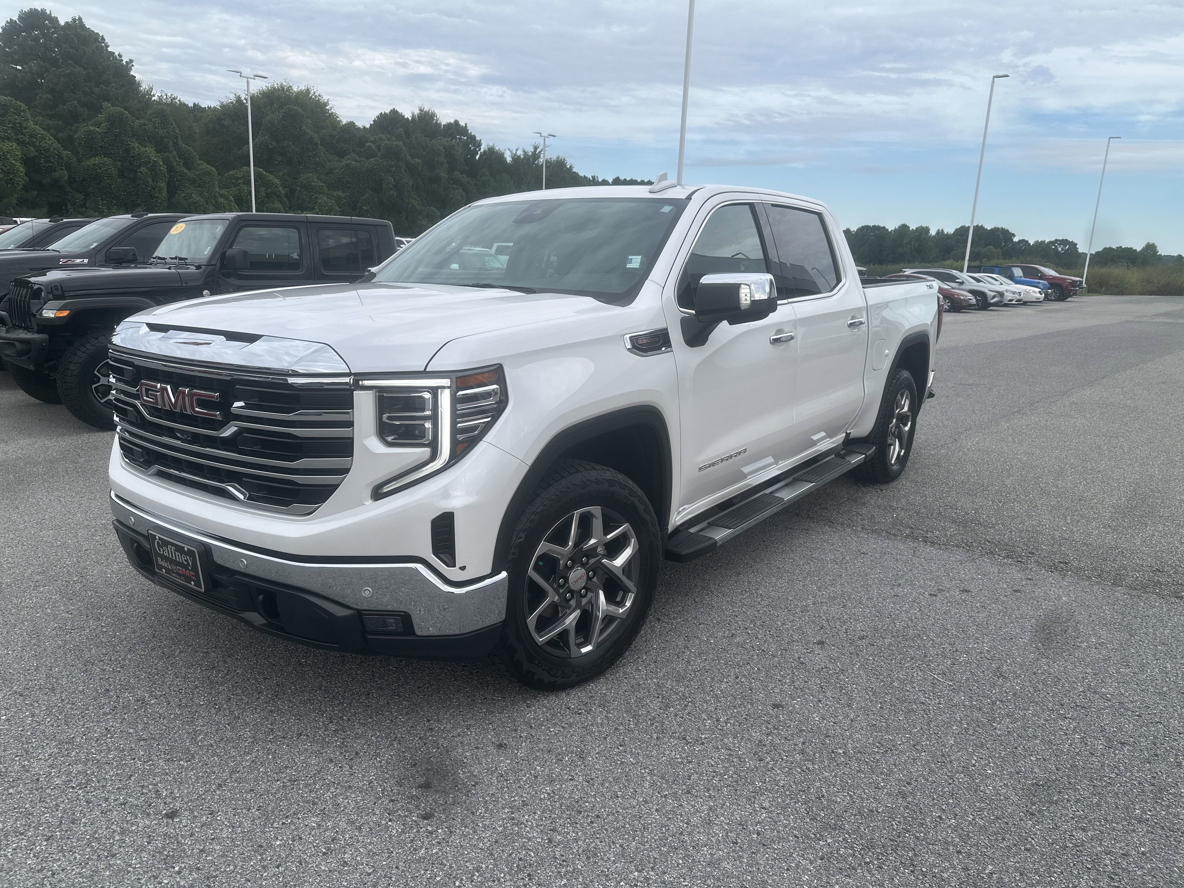 Used 2023 GMC Sierra 1500 SLT w/ SLT Premium Plus Package