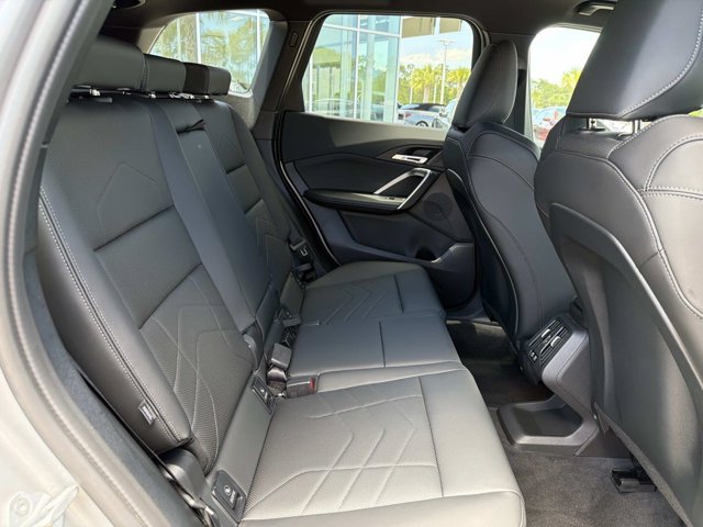 Used 2025 BMW X1 xDrive28i AWD/4WD image 18