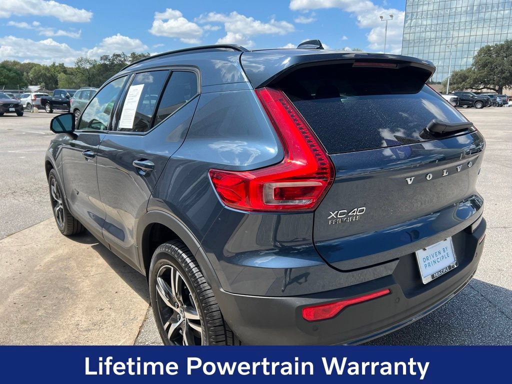 Certified 2026 Volvo XC40 B4 Core FWD image 5