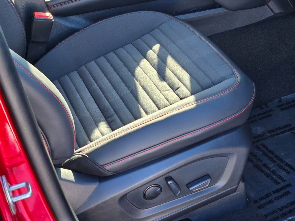 New 2026 Ford Explorer ST-Line w/ ST-Line Street Pack image 7