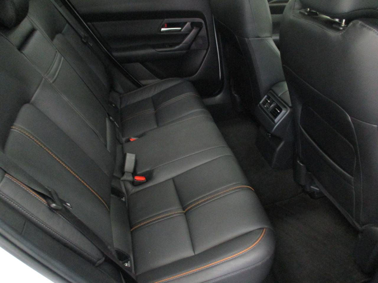 Used 2025 MAZDA CX-50 AWD 2.5 S w/ Premium Plus Pkg image 12