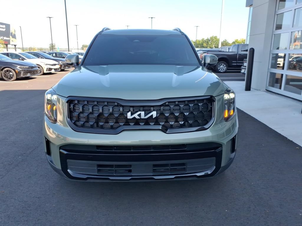 Used 2024 Kia Telluride EX X-Line AWD/4WD image 3