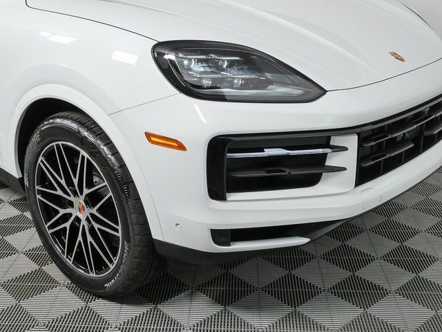 New 2026 Porsche Cayenne AWD image 38