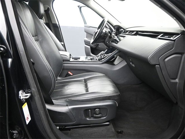 Used 2020 Land Rover Range Rover Velar S image 18