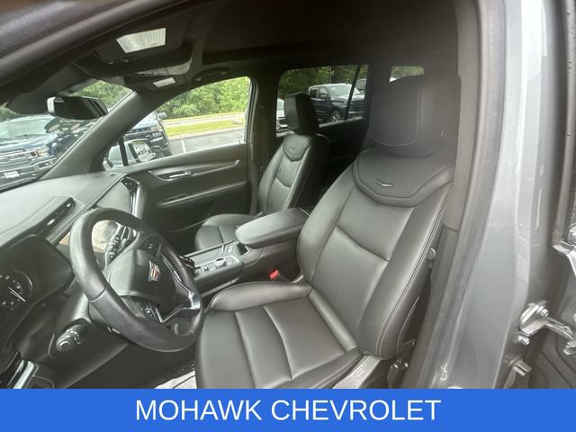 Certified 2025 Cadillac XT6 Luxury FWD image 20