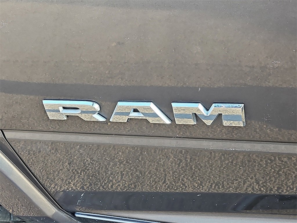 Used 2020 RAM 3500 Laramie image 16