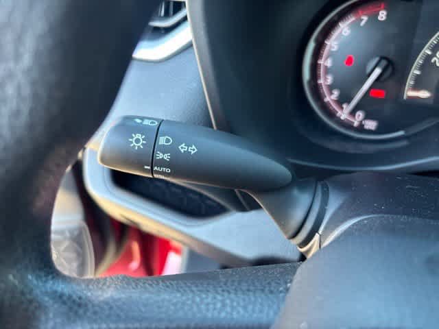 Used 2025 Toyota RAV4 XLE FWD image 15