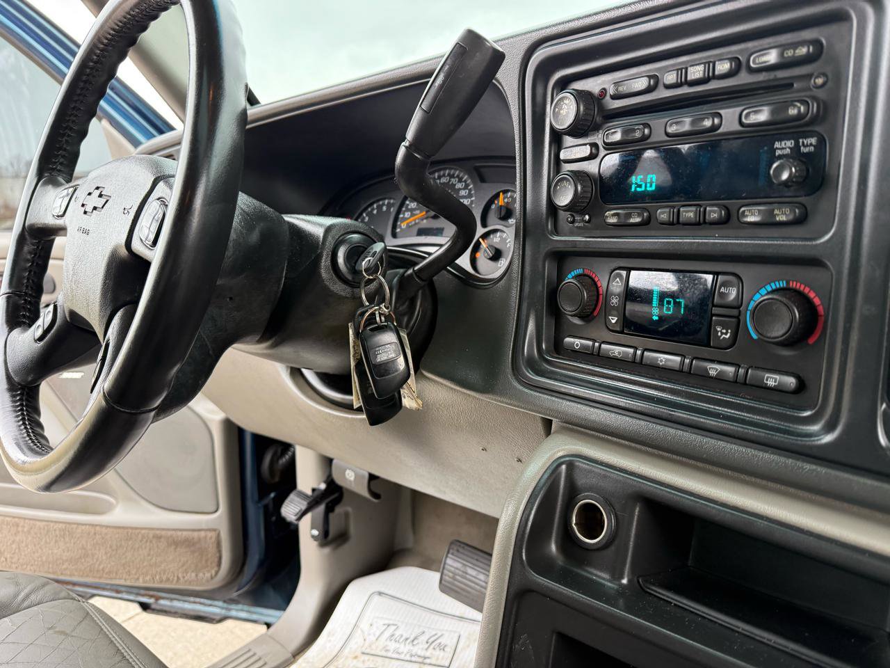 Used 2005 Chevrolet Avalanche Z71 w/ Sun And Sound Package image 32