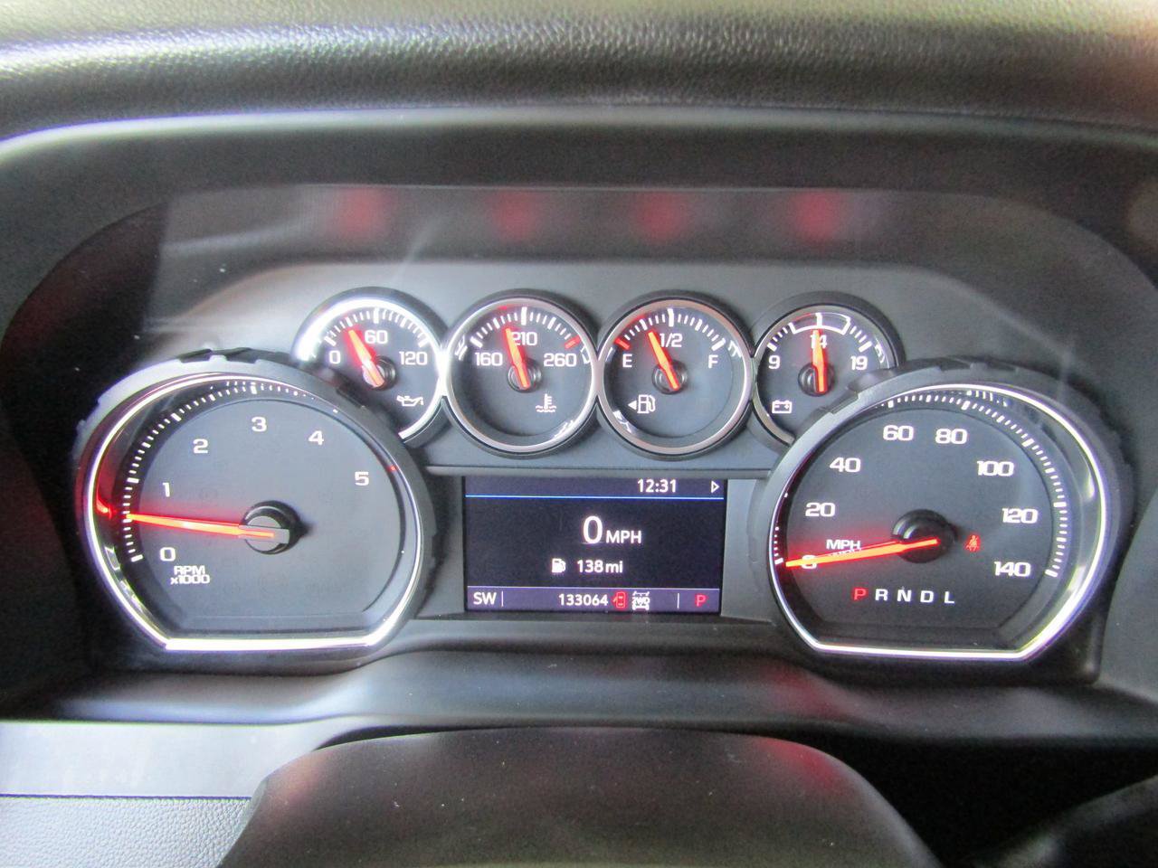 Used 2022 Chevrolet Silverado 2500 LT w/ Midnight Edition AWD/4WD image 15